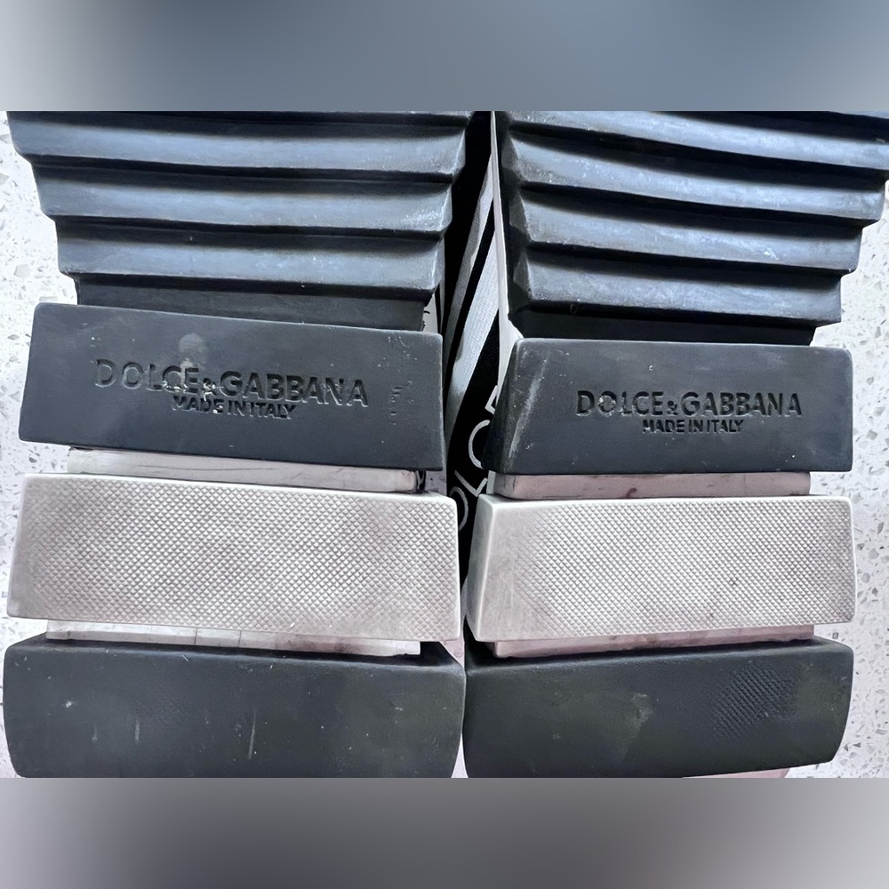 Dolce & Gabbana Black and White Sorrento Slip-On Shoes Sz 38 GUC - Picture 11 of 15